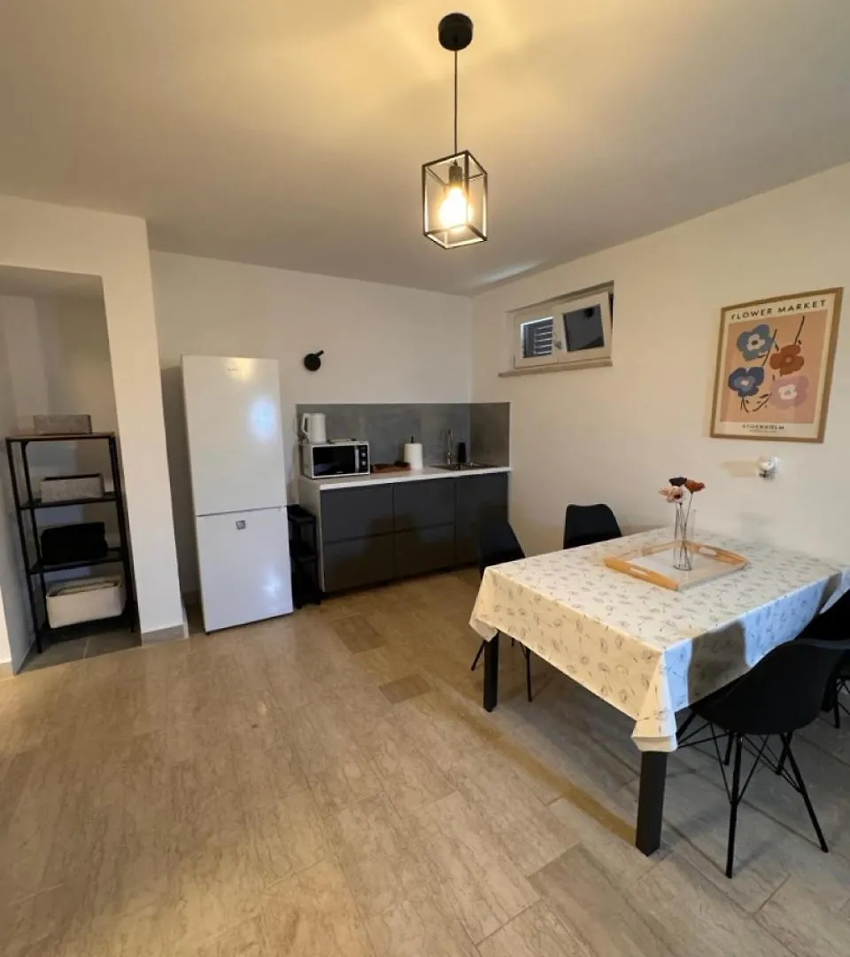Villa Lazaric Apartment Adria Pula Croatia